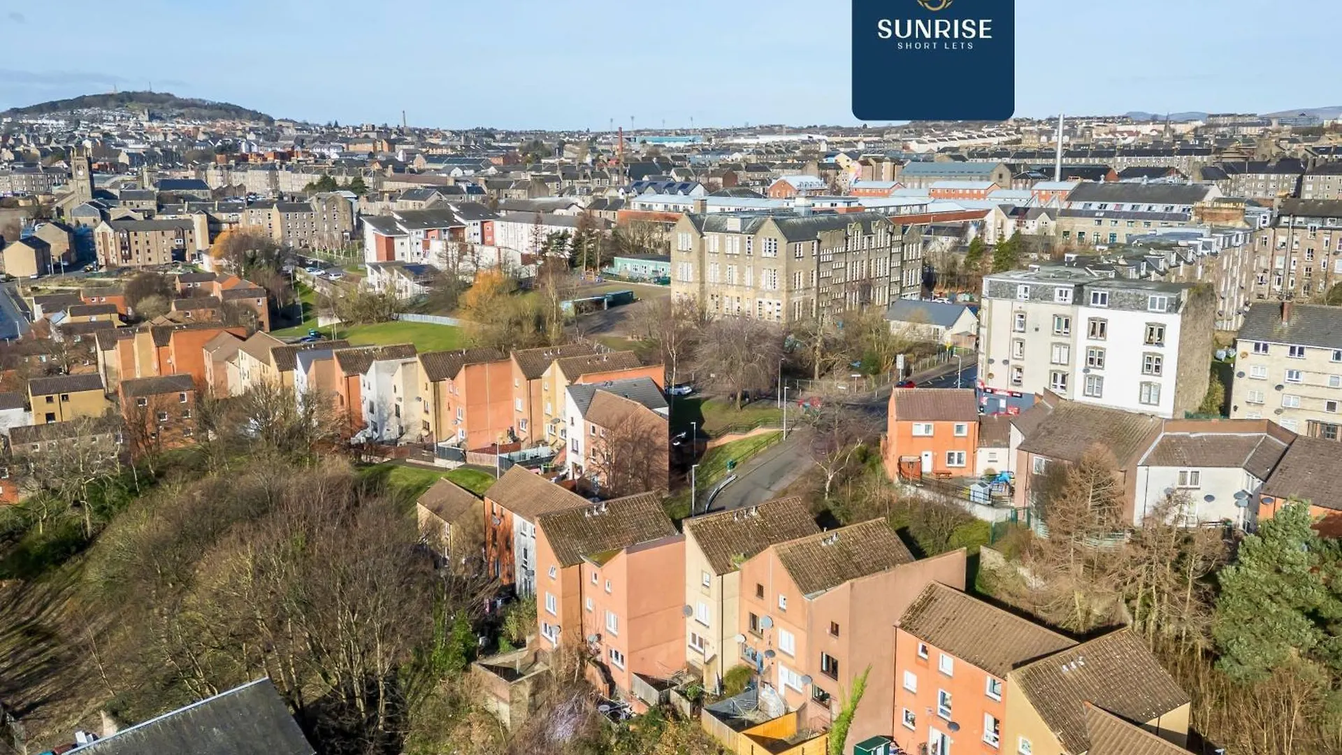 Baffin Townhouse - 3 Bedrooms With 4 Beds, Newly Refurbished, Fully Equipped, Free Parking, Amazing Views - Long Stays Available And Price Match Gaurantee By Sunrise Short Lets Dundee Velká Británie