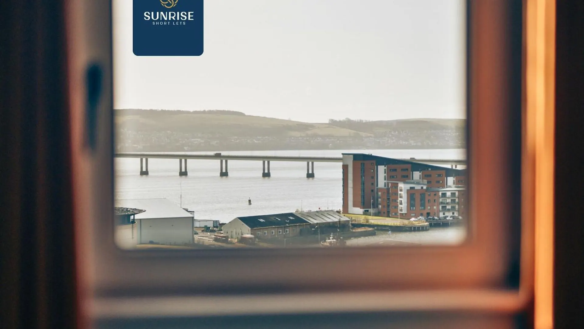 Prázdninový dům Baffin Townhouse - 3 Bedrooms With 4 Beds, Newly Refurbished, Fully Equipped, Free Parking, Amazing Views - Long Stays Available And Price Match Gaurantee By Sunrise Short Lets Dundee Velká Británie