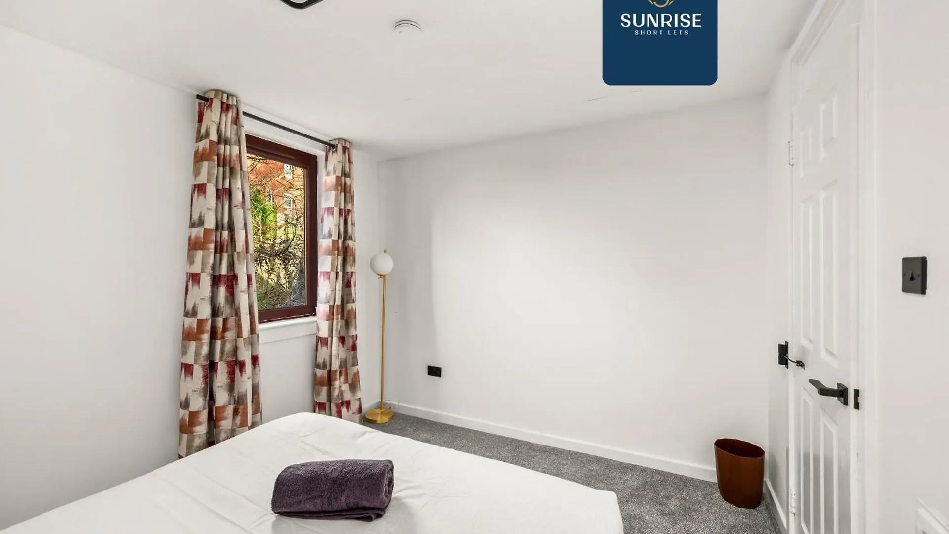 Holiday home Baffin Townhouse - 3 Bedrooms With 4 Beds, Newly Refurbished, Fully Equipped, Free Parking, Amazing Views - Long Stays Available And Price Match Gaurantee By Sunrise Short Lets Dundee United Kingdom